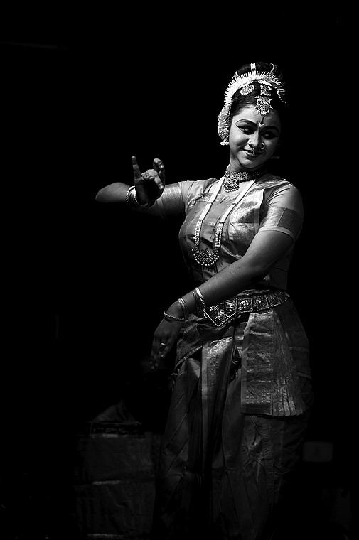 Madhava Pethi Murthy Group - Kuchipudi (Meenakshi Sundararajan Fine Arts Academy)
